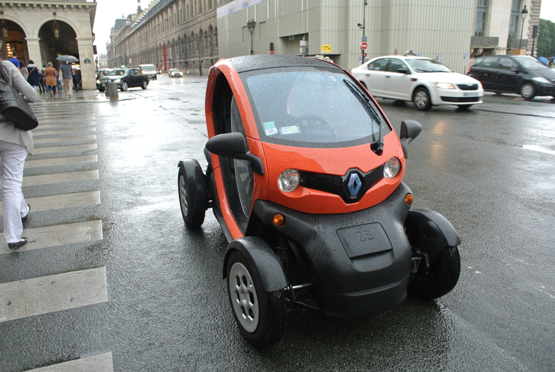 Illustration for article titled Went to Paris, saw some cars.